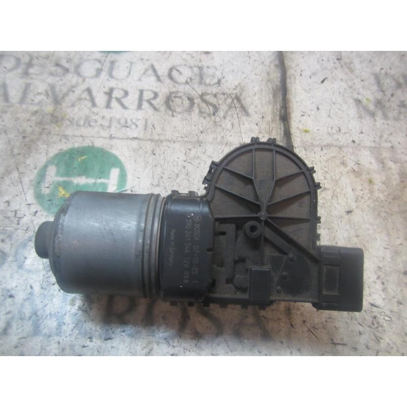 Recambio de motor limpia delantero para dacia logan laureate referencia OEM IAM 8200619512 0390241544 0390241544