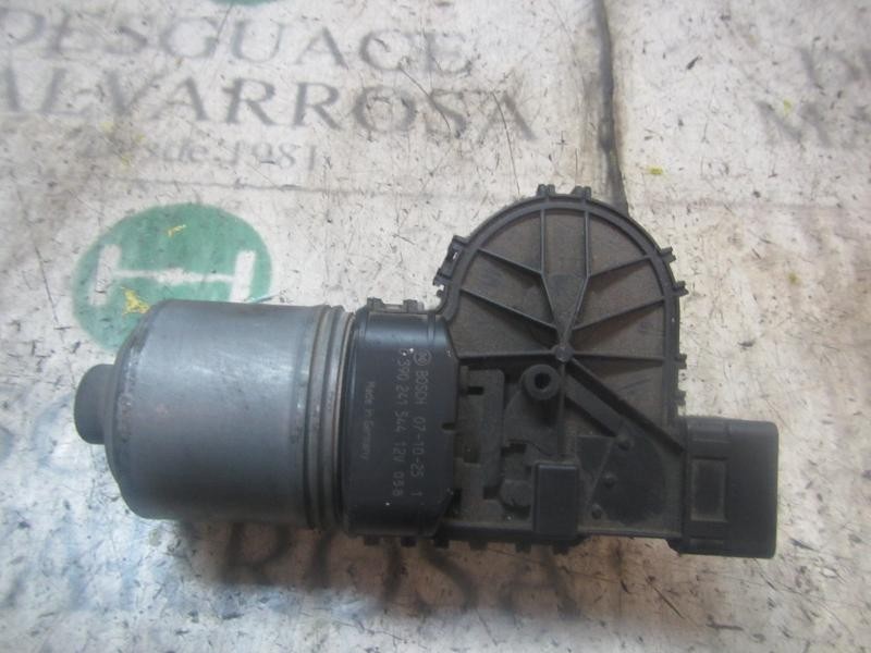 Recambio de motor limpia delantero para dacia logan laureate referencia OEM IAM 8200619512 0390241544 0390241544