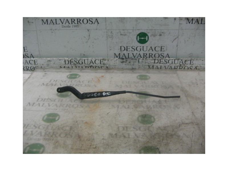 Recambio de brazo limpia delantero izquierdo para citroën xantia berlina 1.9 td seduction referencia OEM IAM   