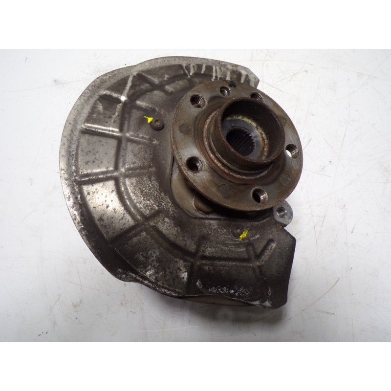 Recambio de mangueta trasera izquierda para alfa romeo giulia (952) 2.2 jtdm cat referencia OEM IAM 50543985  