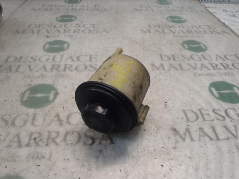 Recambio de deposito servo para nissan primera berlina (p12) acenta referencia OEM IAM   