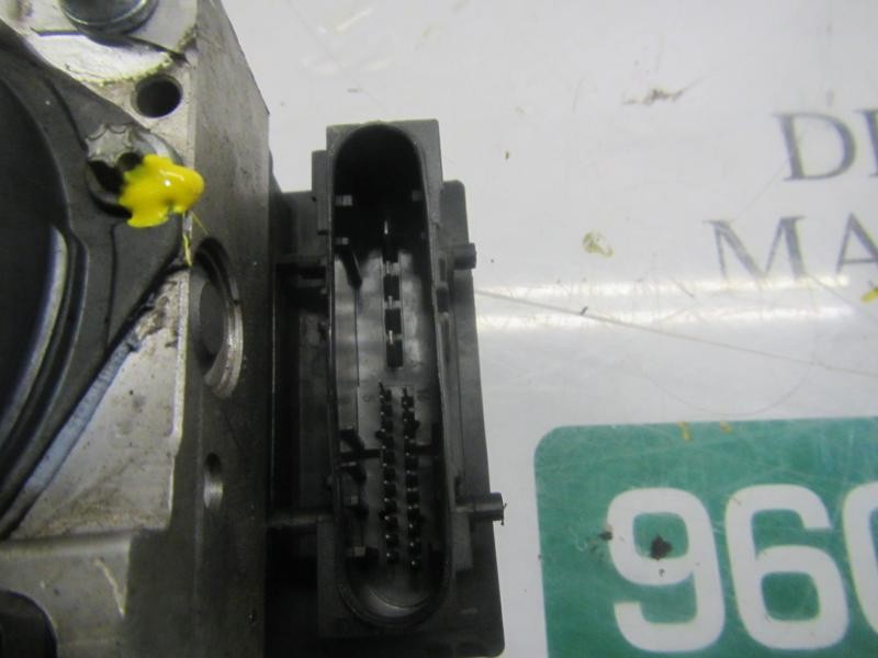 Recambio de abs para hyundai i30 1.6 crdi cat referencia OEM IAM 589202L300 0265231956 0265231956