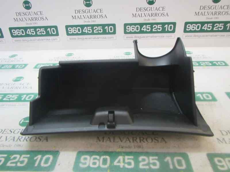 Recambio de guantera para toyota aygo 1.0 vvti referencia OEM IAM 555500H010B0  