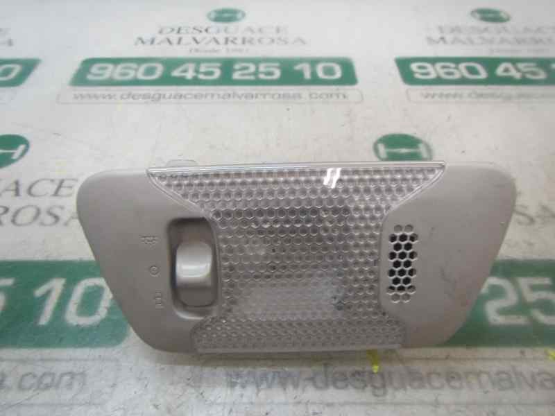 Recambio de piloto interior para toyota aygo 1.0 vvti referencia OEM IAM 812600H020B0  