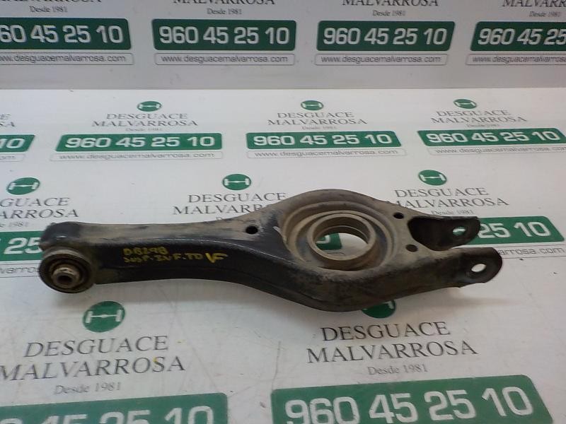 Recambio de brazo suspension inferior trasero derecho para hyundai i30 1.6 crdi cat referencia OEM IAM 552102H100  
