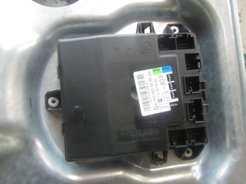 Recambio de elevalunas delantero izquierdo para mercedes-benz clase m (w164) 3.0 cdi cat referencia OEM IAM A1647201579  