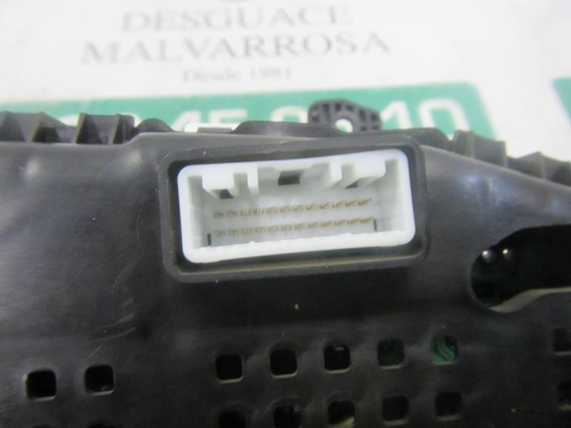 Recambio de cuadro instrumentos para hyundai i30 1.6 crdi cat referencia OEM IAM 940332R200 940332R200 