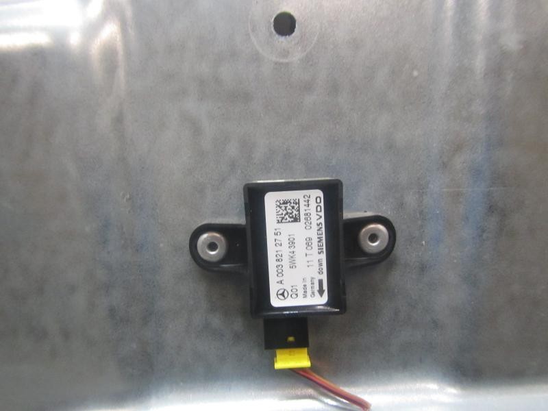 Recambio de elevalunas delantero izquierdo para mercedes-benz clase m (w164) 3.0 cdi cat referencia OEM IAM A1647201579  