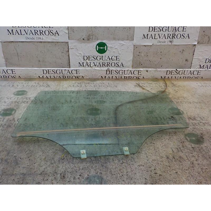 Recambio de cristal puerta trasero izquierdo para chevrolet epica 2.0 diesel cat referencia OEM IAM 96635823  