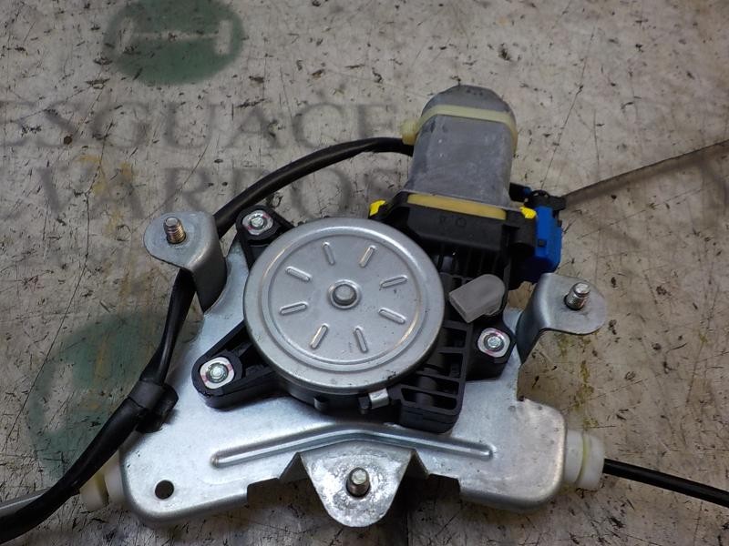 Recambio de elevalunas trasero derecho para chevrolet epica 2.0 diesel cat referencia OEM IAM 94566231  