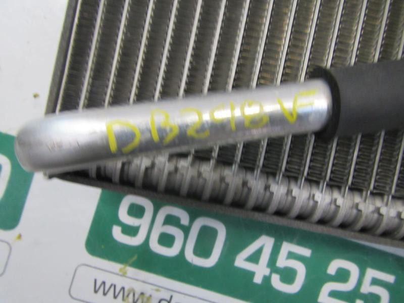 Recambio de evaporador aire acondicionado para hyundai i30 1.6 crdi cat referencia OEM IAM 971401H000  