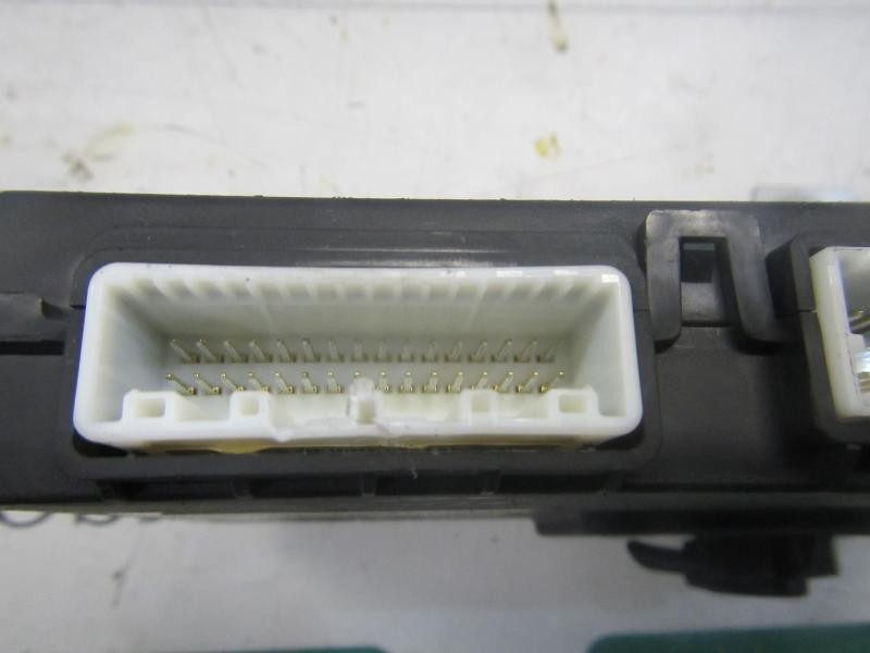 Recambio de modulo electronico para hyundai i30 1.6 crdi cat referencia OEM IAM 954002R000 954002R000 