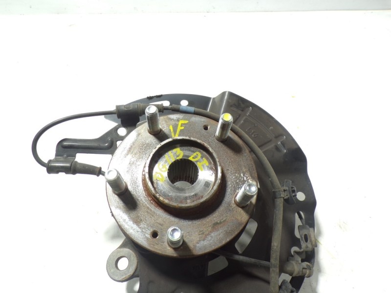 Recambio de mangueta delantera izquierda para hyundai i30 fastback 1.4 tgdi cat referencia OEM IAM 51715G4AA0  