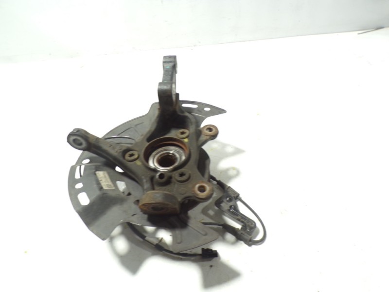 Recambio de mangueta delantera izquierda para hyundai i30 fastback 1.4 tgdi cat referencia OEM IAM 51715G4AA0  