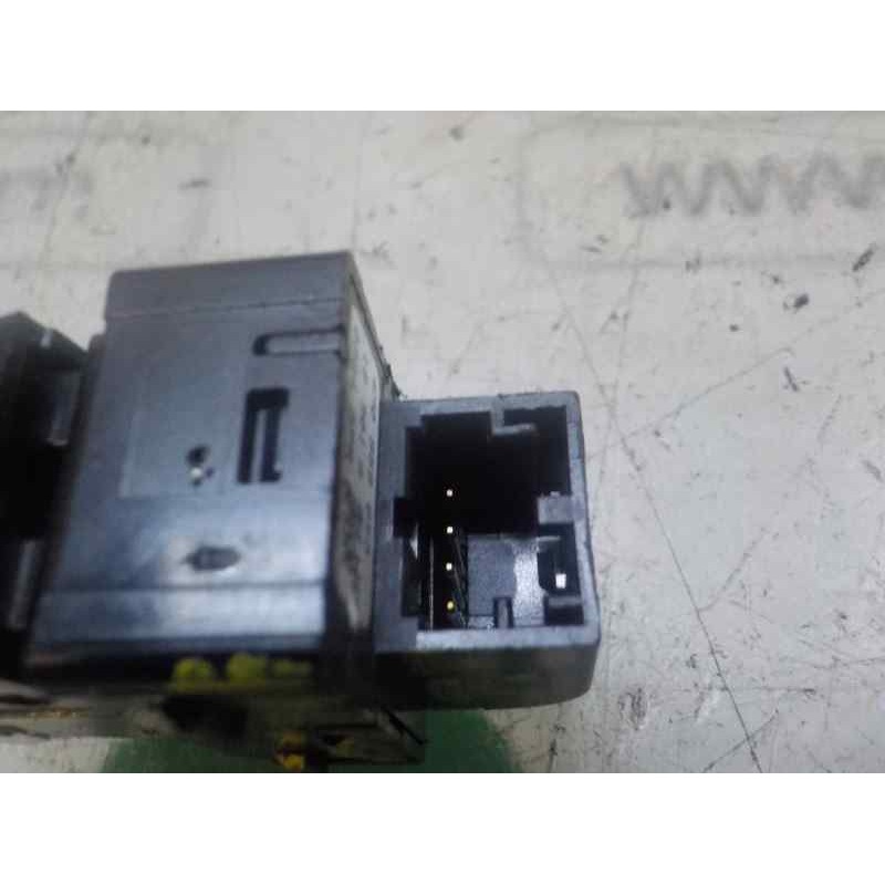 Recambio de mando elevalunas trasero izquierdo para audi a4 berlina (8w2) sport edition referencia OEM IAM 4M09598555PR 4M095985