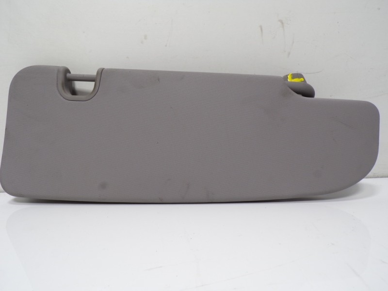 Recambio de parasol izquierdo para alfa romeo giulia (952) 2.2 jtdm cat referencia OEM IAM 156110566  