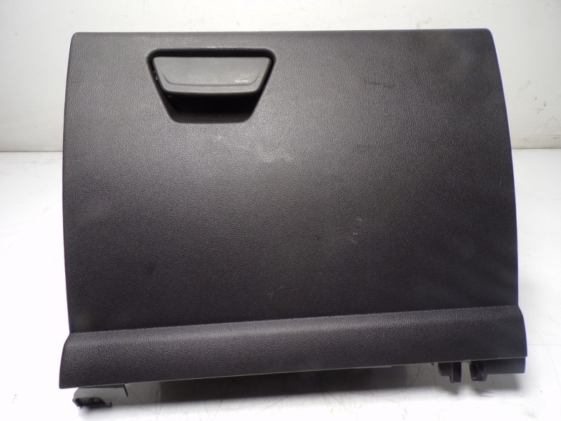 Recambio de guantera para ford kuga (cbs) 2.0 tdci cat referencia OEM IAM FV41S06044AG35B8 FV41S06044A FV41S06044A