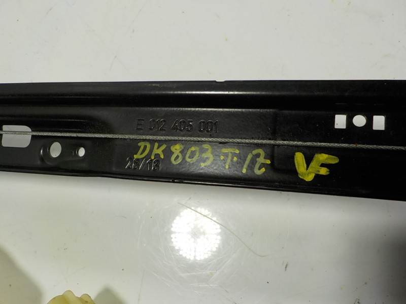 Recambio de elevalunas trasero izquierdo para land rover range rover sport hse referencia OEM IAM LR057341 DK6227001AE 