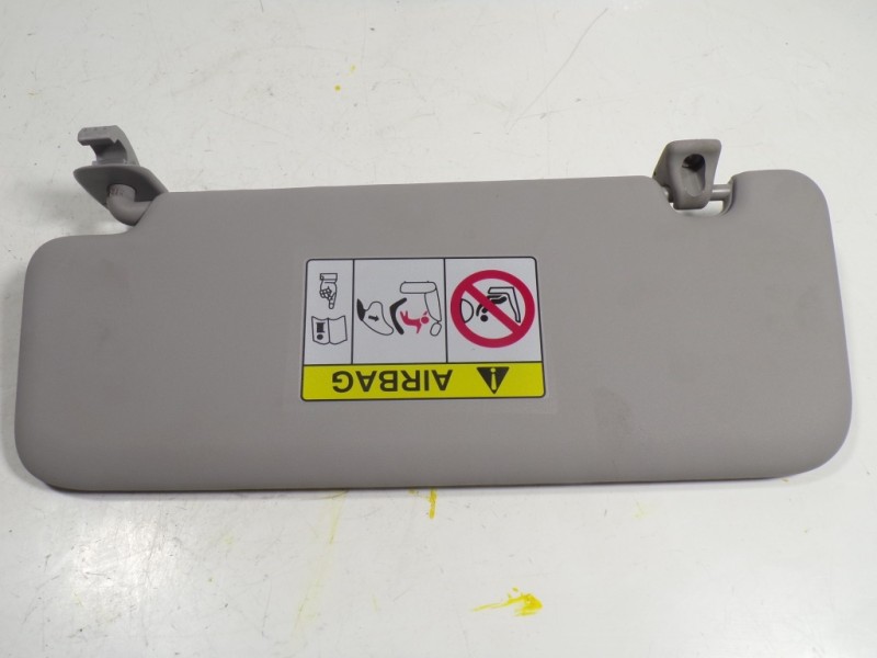 Recambio de parasol derecho para hyundai i30 fastback 1.4 tgdi cat referencia OEM IAM 85220G3510TTX  