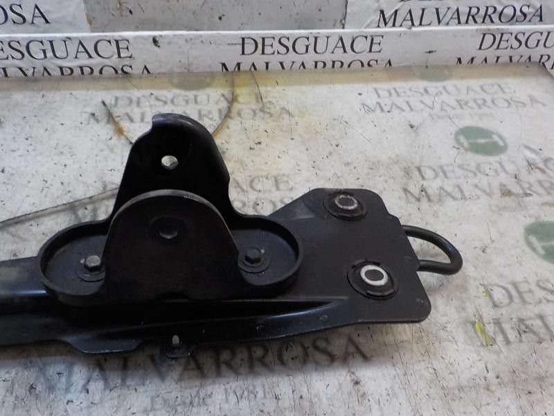 Recambio de travesaño inferior para chevrolet epica 2.0 diesel cat referencia OEM IAM 96639702  