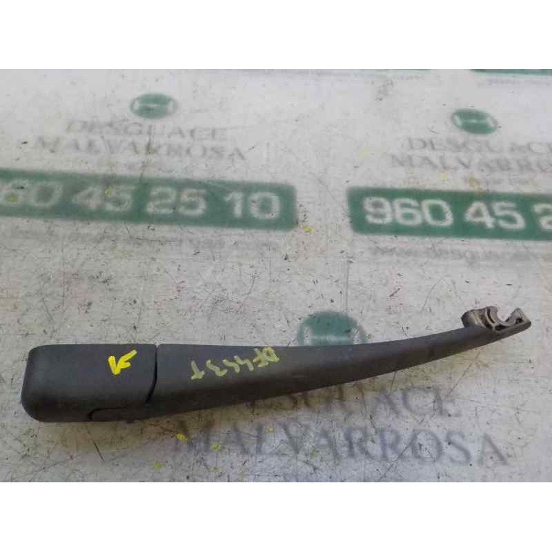 Recambio de brazo limpia trasero para kia pro_cee´d 2.0 crdi referencia OEM IAM 988111H000  