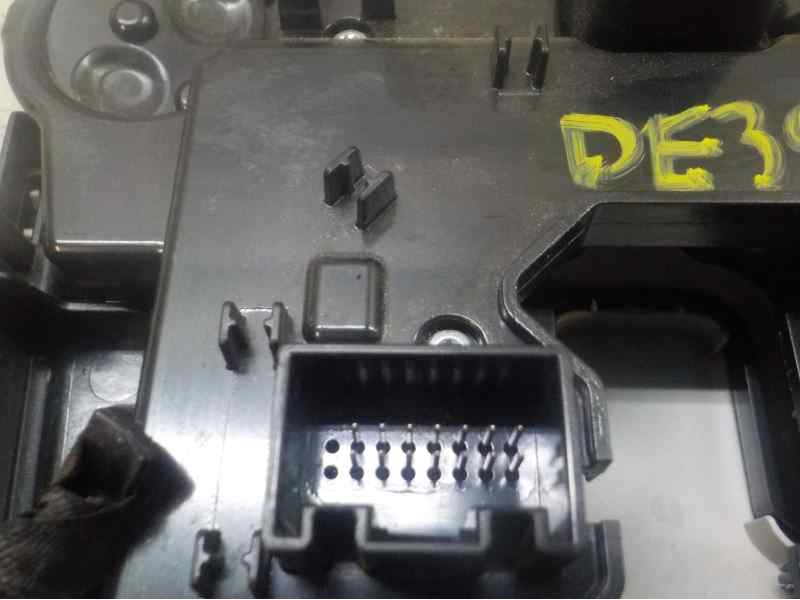 Recambio de piloto interior para audi a4 berlina (8w2) sport edition referencia OEM IAM 4K0947135BBC5 4K0947135AE C00157216