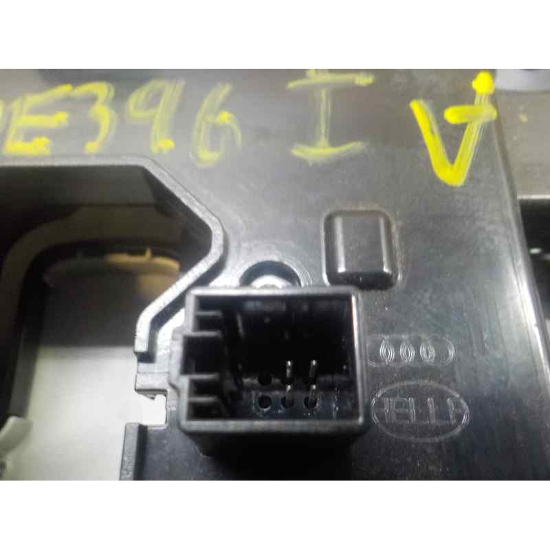 Recambio de piloto interior para audi a4 berlina (8w2) sport edition referencia OEM IAM 4K0947135BBC5 4K0947135AE C00157216