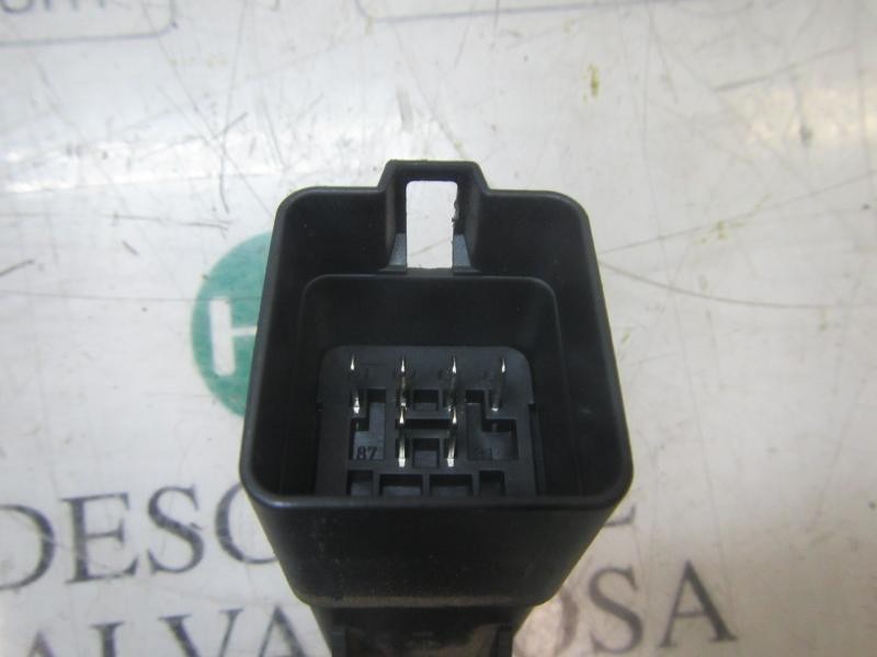 Recambio de caja precalentamiento para volkswagen golf v berlina (1k1) 1.9 tdi referencia OEM IAM   