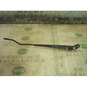 BRAZO LIMPIA DELANTERO DERECHO 