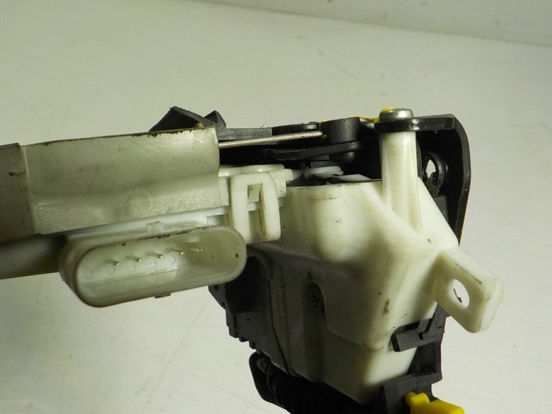 Recambio de cerradura puerta trasera derecha para audi a1 (8xk) 1.0 tfsi referencia OEM IAM 8X0839016E 8X0839016E 