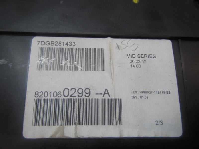 Recambio de cuadro instrumentos para renault clio grandtour authentique referencia OEM IAM 8201060310  