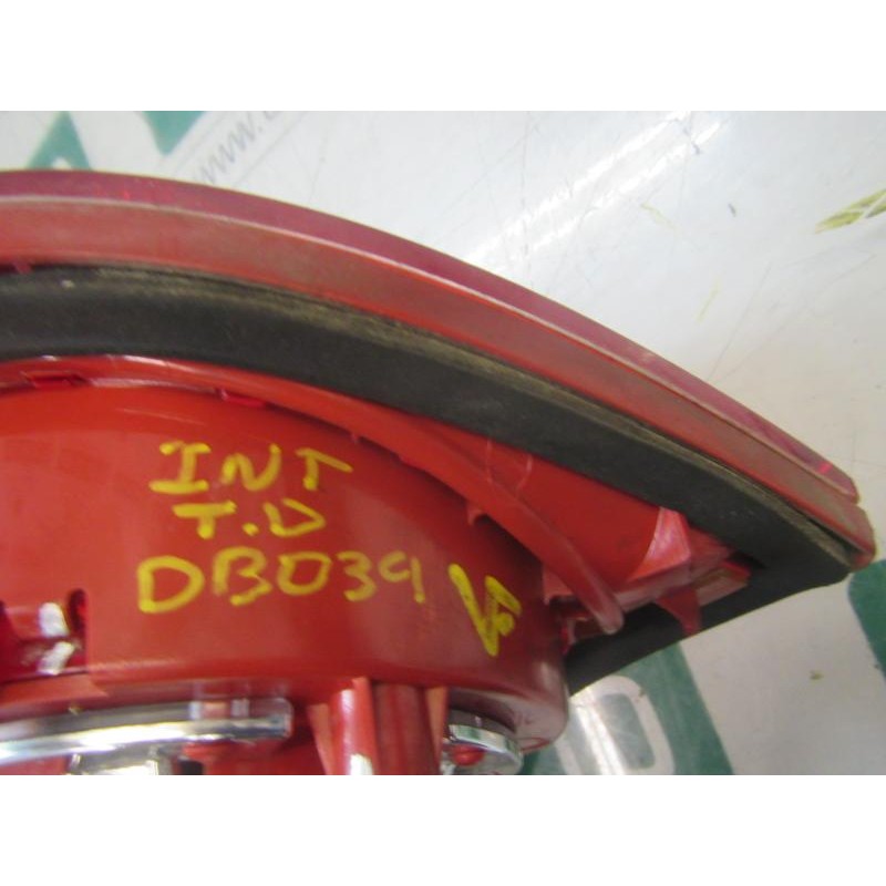 Recambio de piloto trasero derecho interior para volkswagen golf v berlina (1k1) 1.9 tdi referencia OEM IAM   