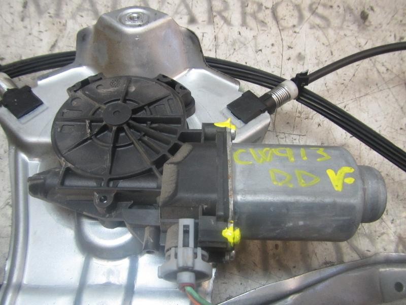 Recambio de elevalunas delantero derecho para renault clio grandtour authentique referencia OEM IAM 8200291147 400861 400861