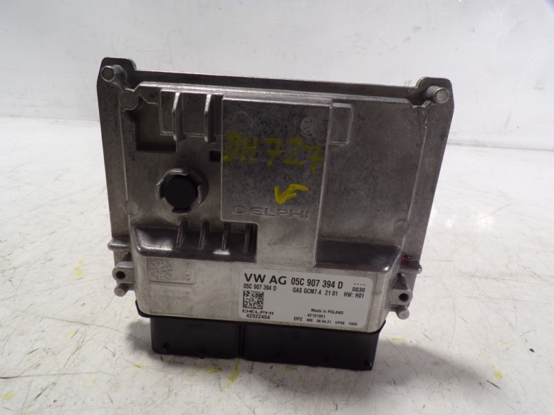 Recambio de centralita motor uce para volkswagen polo 1.0 tsi referencia OEM IAM 05C906032J2G0 05C907394D 42022454