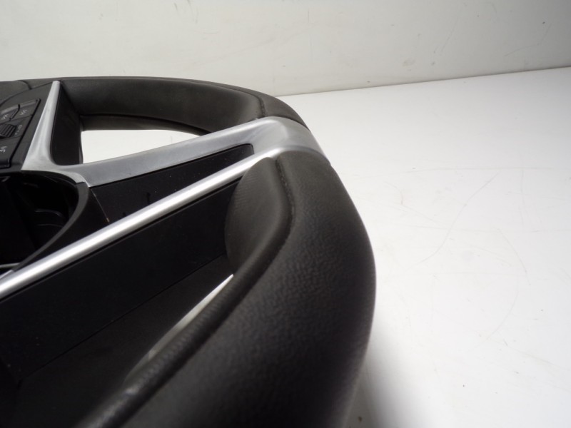 Recambio de volante para alfa romeo giulia (952) 2.2 jtdm cat referencia OEM IAM 71779508 1049925X66F 374920026025116