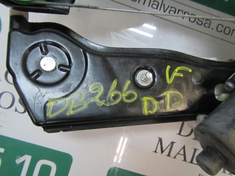 Recambio de elevalunas delantero derecho para bmw serie 1 berlina (e81/e87) 120d referencia OEM IAM 51337138466  