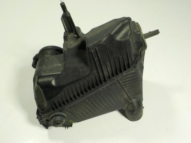 Recambio de filtro aire para mercedes-benz citan (w415) combi 1.5 cdi cat referencia OEM IAM A6070900201  