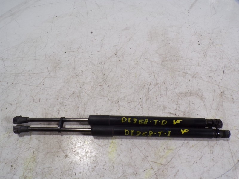 Recambio de amortiguadores maletero / porton para bmw serie 1 coupe (e82) 118d referencia OEM IAM 41627166758  