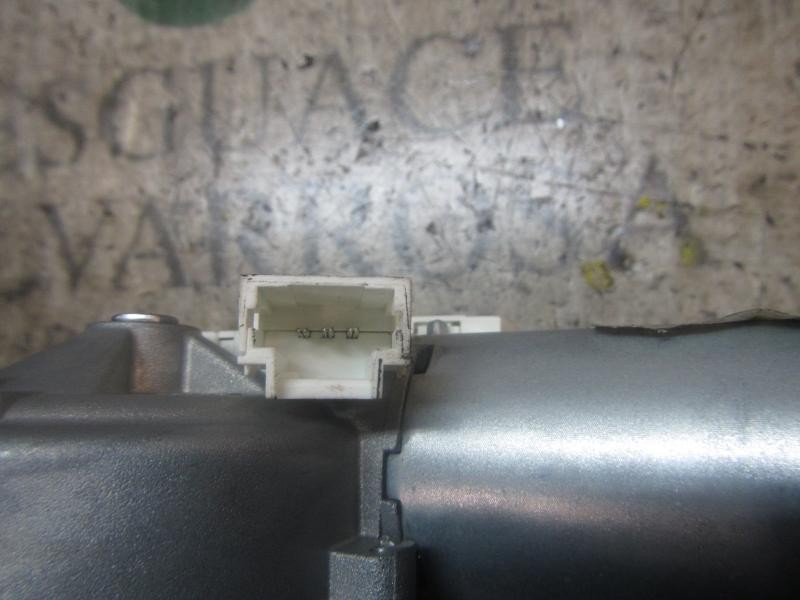 Recambio de motor limpia trasero para renault clio grandtour authentique referencia OEM IAM 8200311486 8200311486 53026312