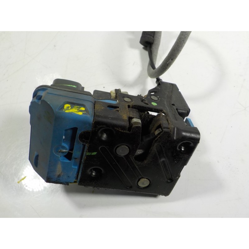 Recambio de cerradura puerta delantera izquierda para volvo xc90 2.4 diesel cat referencia OEM IAM 30784976  