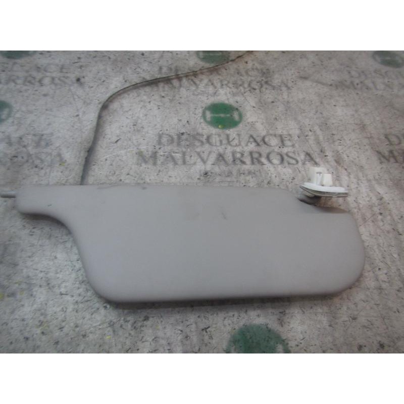 Recambio de parasol derecho para renault clio grandtour authentique referencia OEM IAM 8200294229  