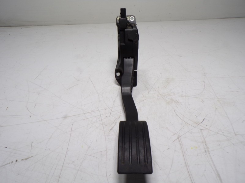 Recambio de potenciometro pedal para ford kuga (cbs) 2.0 tdci cat referencia OEM IAM F1DC9F836AA 6PV01036884 