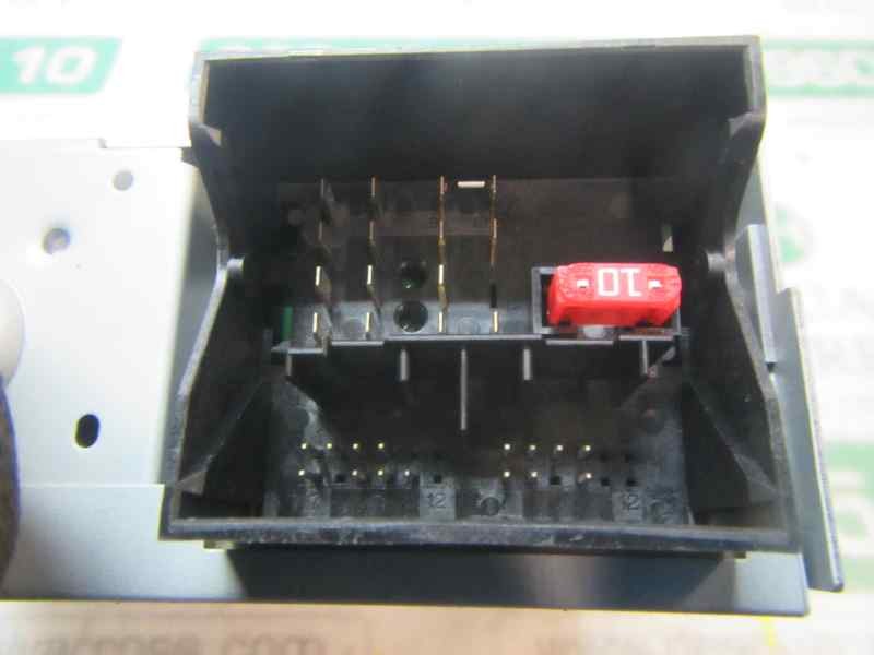 Recambio de sistema audio / radio cd para citroën c4 lim. seduction referencia OEM IAM 6574SQ 9801189780 A2C38143600