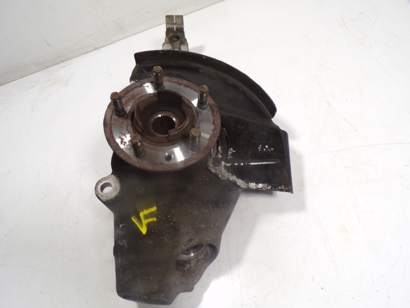 Recambio de mangueta delantera derecha para land rover range rover sport hse referencia OEM IAM LR043581  