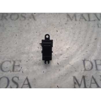 MANDO ELEVALUNAS DELANTERO DERECHO 