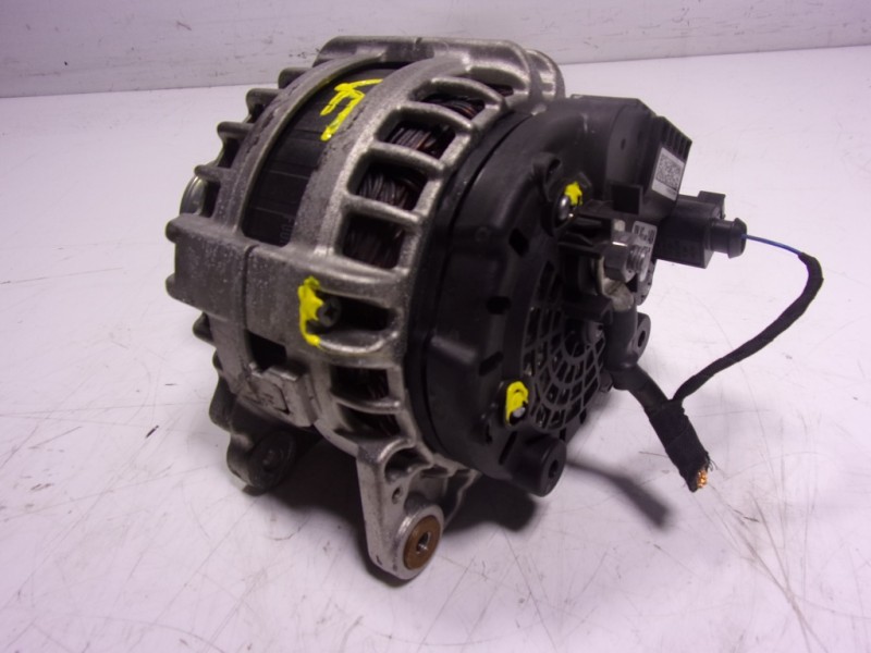 Recambio de alternador para volkswagen taigo 1.0 tsi referencia OEM IAM 05E903027B 05E903027B 