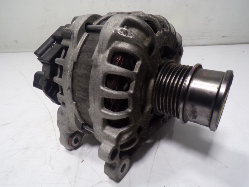 Recambio de alternador para seat leon st (5f8) 1.4 16v tsi referencia OEM IAM 04E903021M 04E903021M 