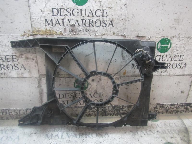 Recambio de canalizador aire para dacia logan laureate referencia OEM IAM 6001550562  