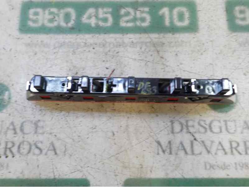 Recambio de piloto trasero central para citroën c-elysée 1.2 12v vti referencia OEM IAM 9675807280  