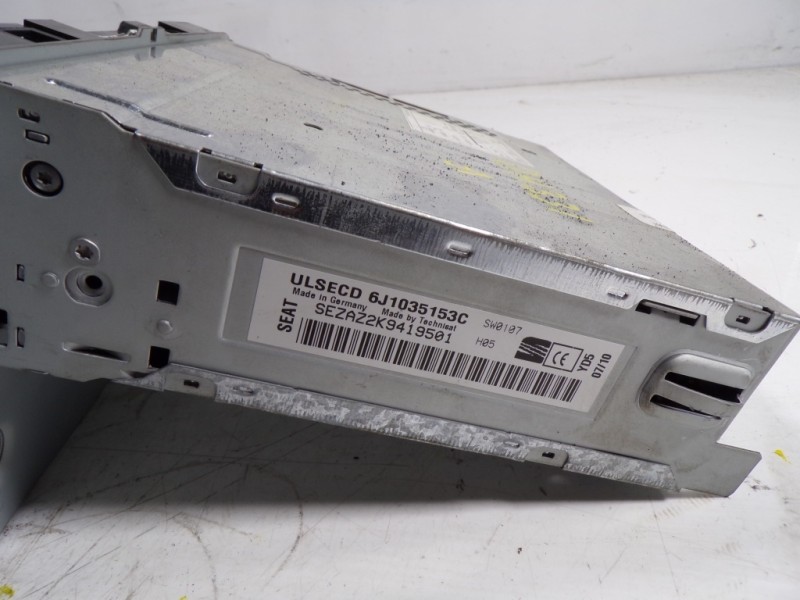 Recambio de sistema audio / radio cd para seat ibiza (6j5) 1.6 tdi referencia OEM IAM 6J1035153C 6J1035153C 